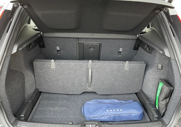 Volvo XC 40 cena 179900 przebieg: 10000, rok produkcji 2023 z Torzym małe 466